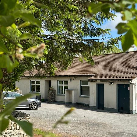 The Common Knowledge Centre Hostel Kilfenora Екстериор снимка